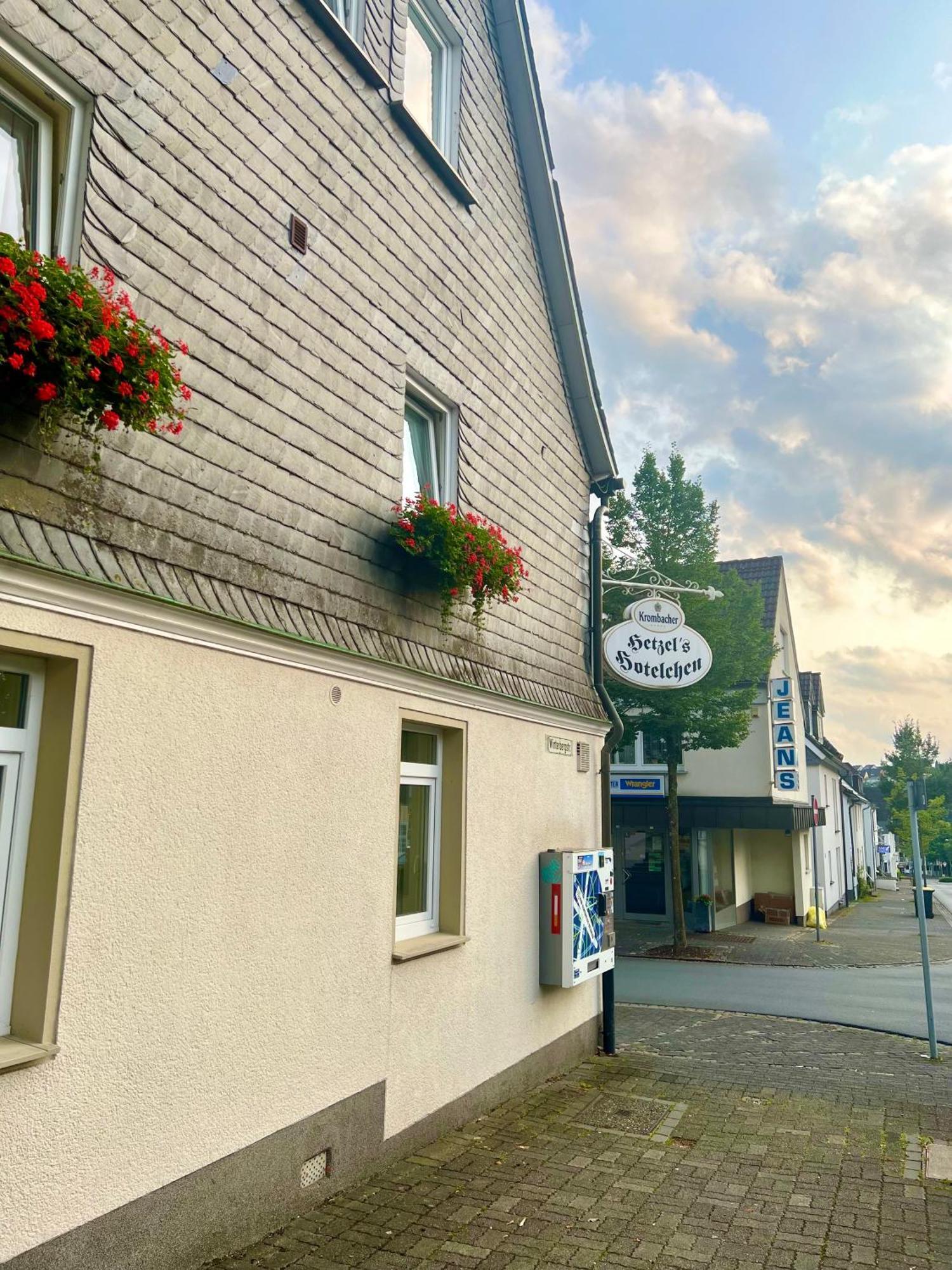 Hetzel'S Hotelchen Olpe Exterior foto